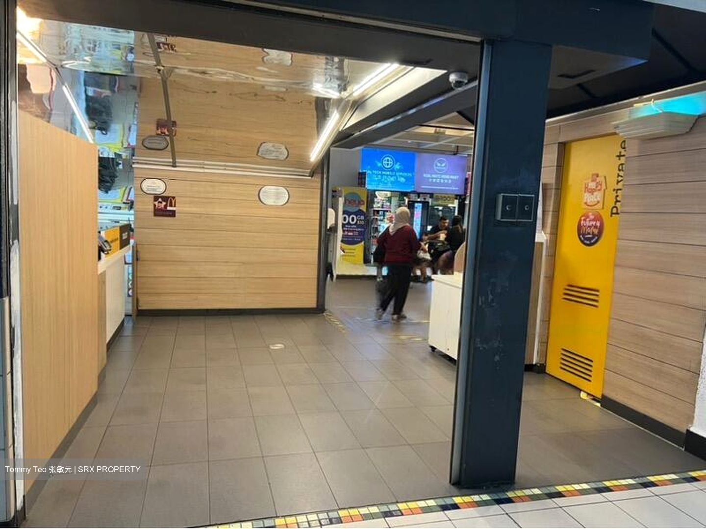 Parklane Shopping Mall (D7), Retail #453794821